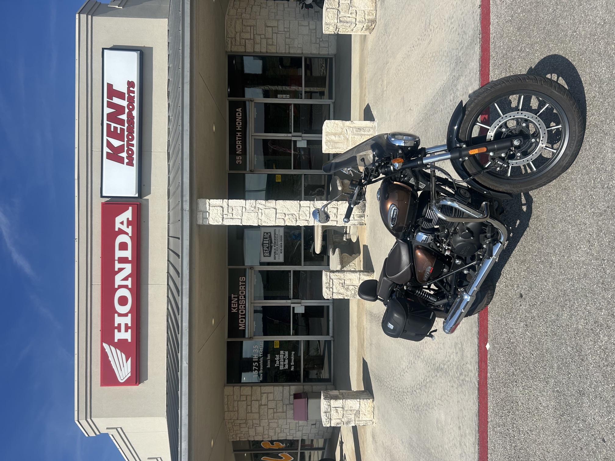 2023-Royal-Enfield-METEOR-350-301893 - Republic Powersports - Braunfels