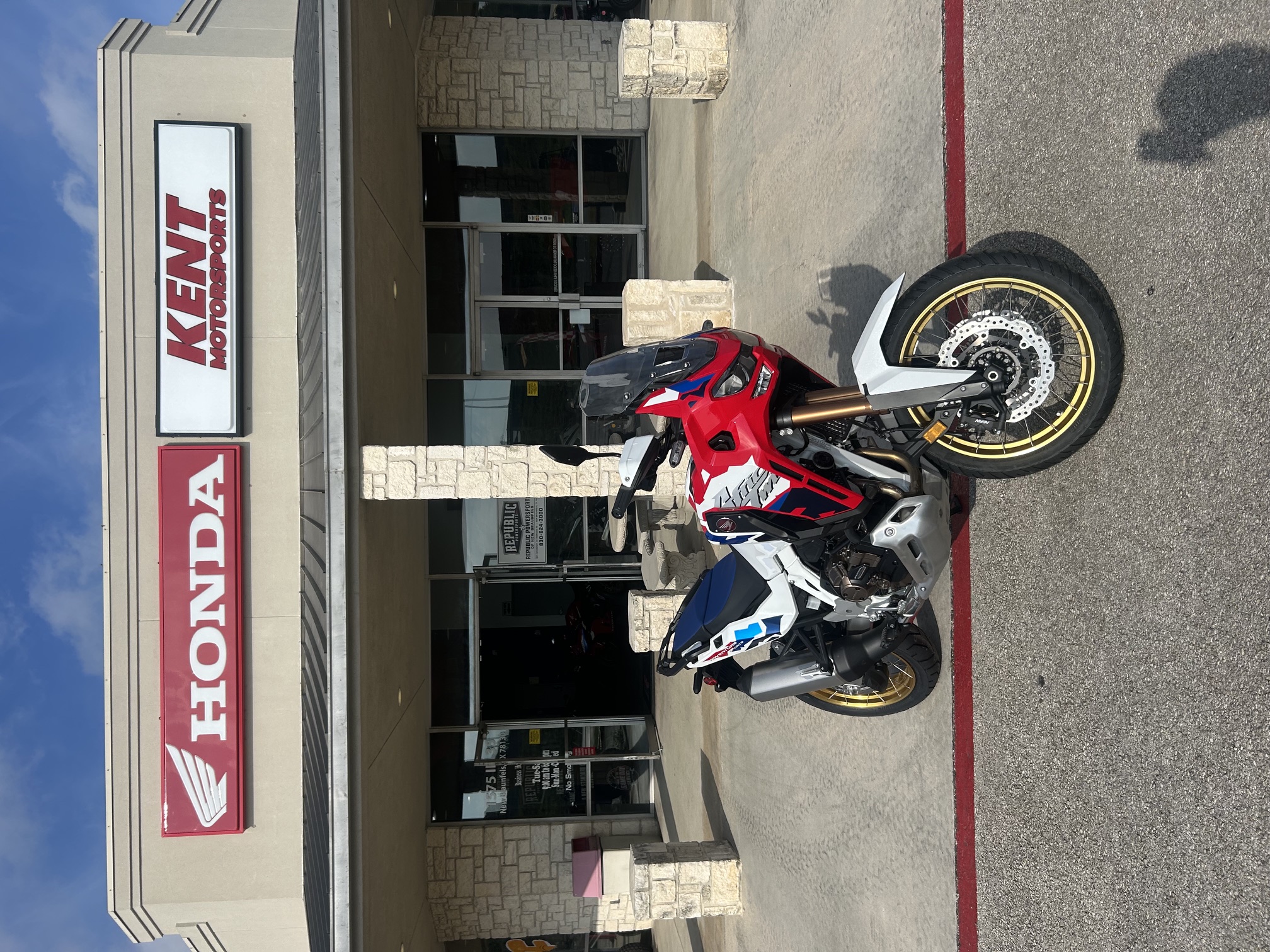 2026-HONDA-AFRICA-TWIN-AVD-SP-ES-DCT-200079