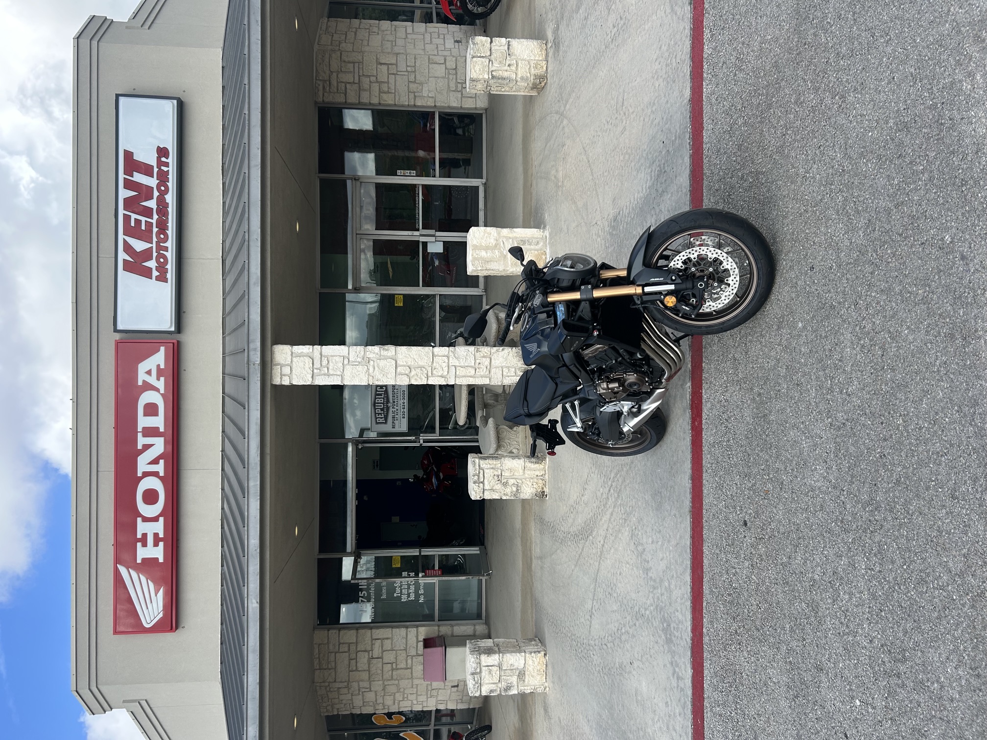 2026-HONDA-CB650R-ABS-200964 - Republic Powersports - Braunfels