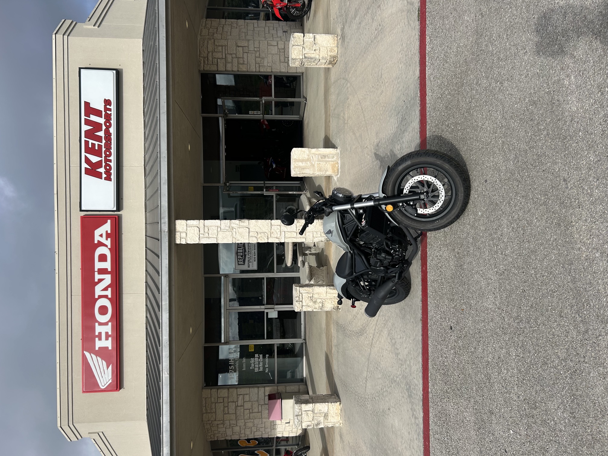 2026-HONDA-Rebel-300-E-Clutch-Pearl-Smoky-Gray-901043
